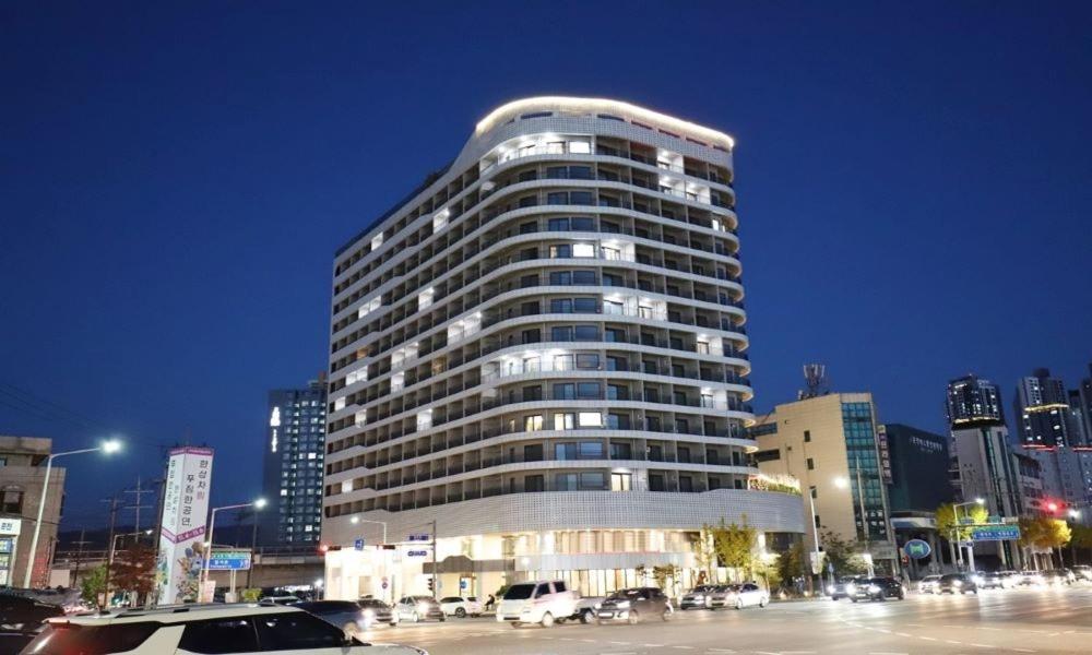 Chuncheon Eston Hotel Dış mekan fotoğraf