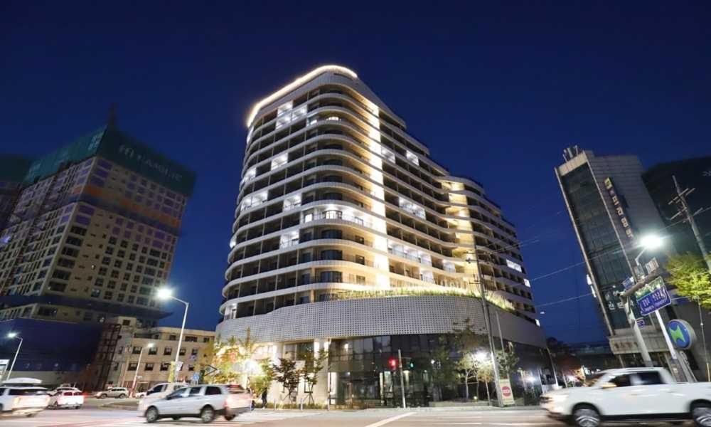 Chuncheon Eston Hotel Dış mekan fotoğraf