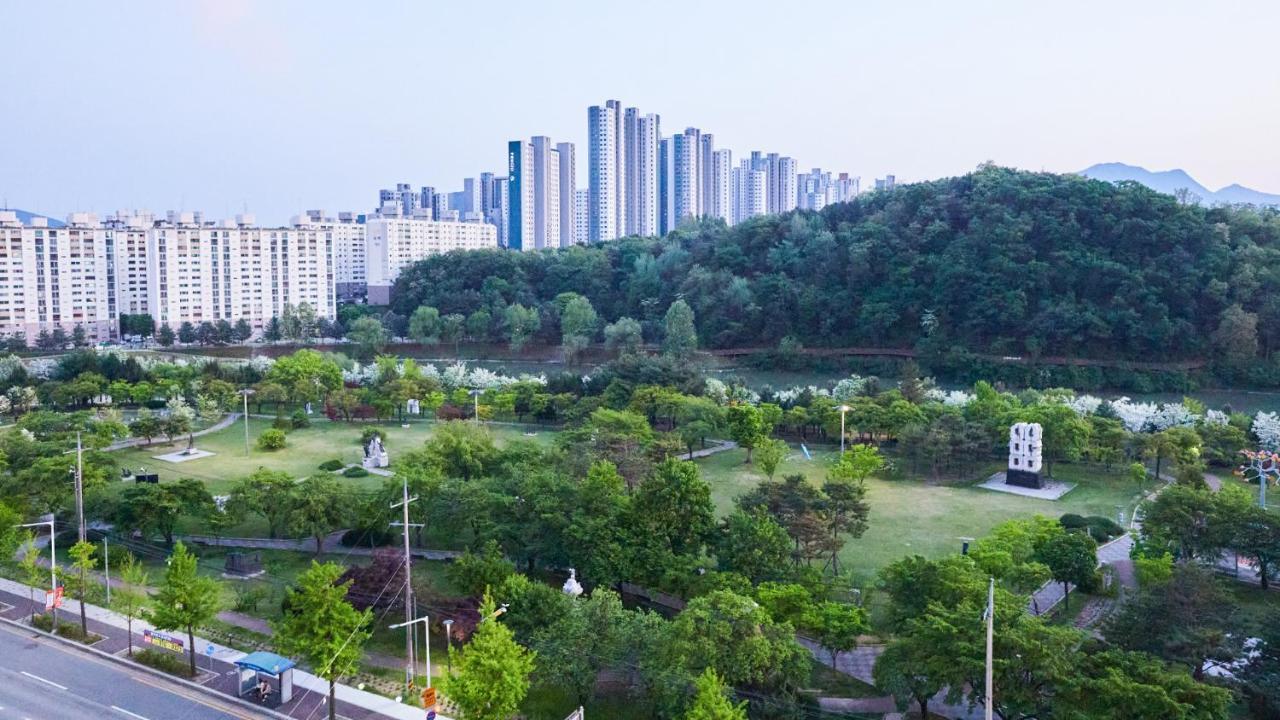Chuncheon Eston Hotel Dış mekan fotoğraf